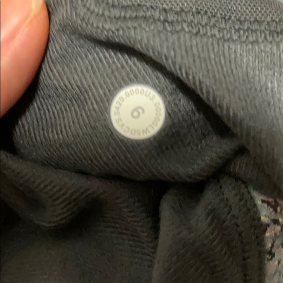 Lululemon Ready to Rulu Jogger - Picture 4 of 5